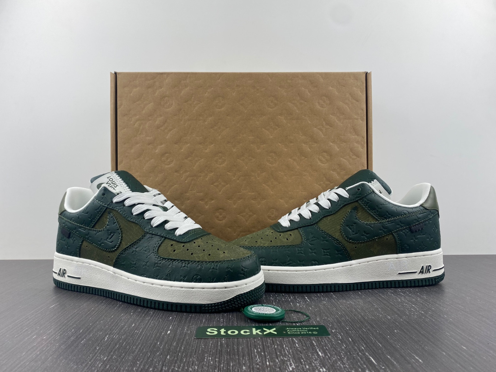 lvt x nike air force1