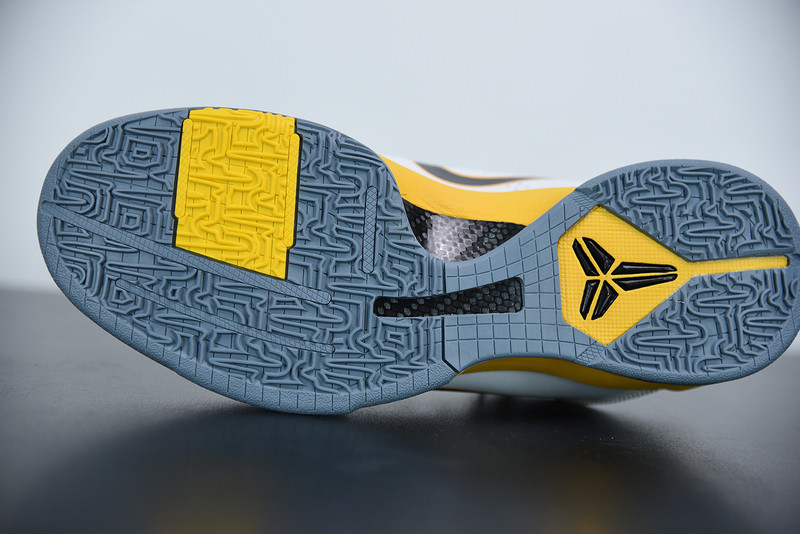 nike zoom kobe 5 white black yellow 386430-104