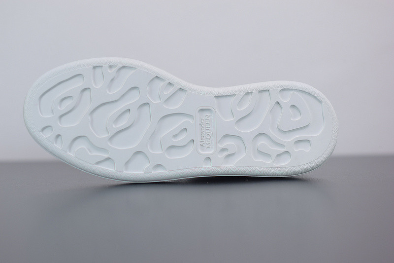 alexer mceen sneakers