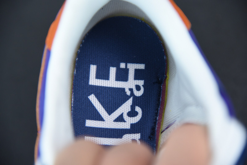 nike vaporwaffle sacai dark iris dd1875-500