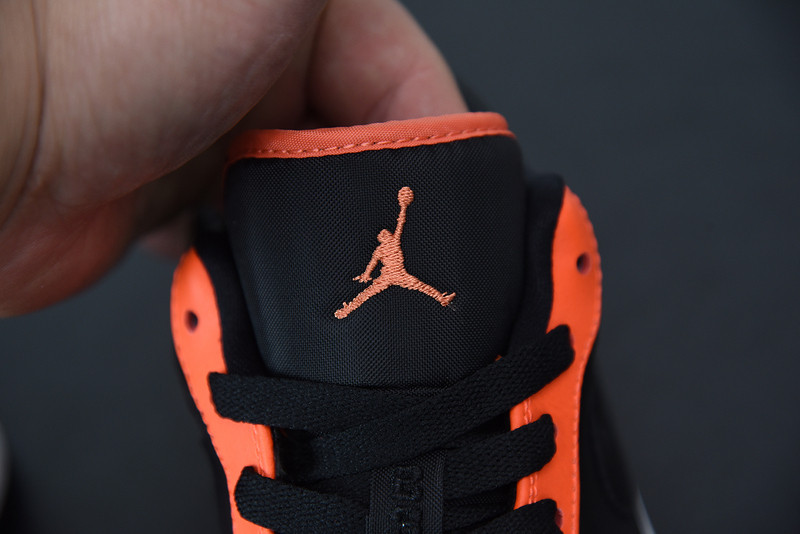 air jordan 1 low se black turf orange ck3022-008
