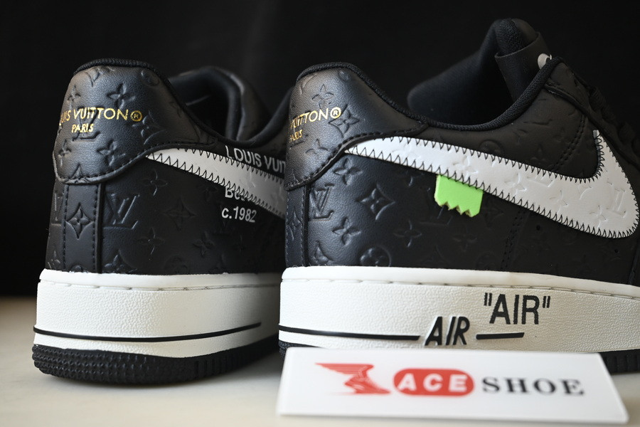 lvt x nike air force1