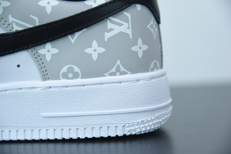 lvt x nike air force1