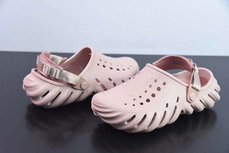 Cr*0*s echo clog pink clay 207937-6ty