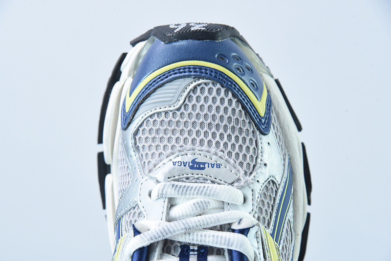 Ba*len*cia*ga runner sneaker