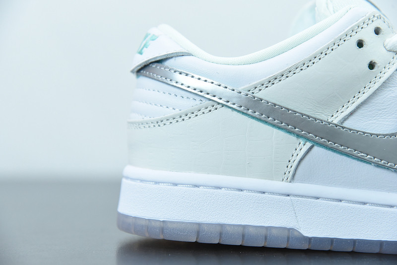 nike sb dunk low Di*m*nd s*pply co white Di*m*nd bv1310-100