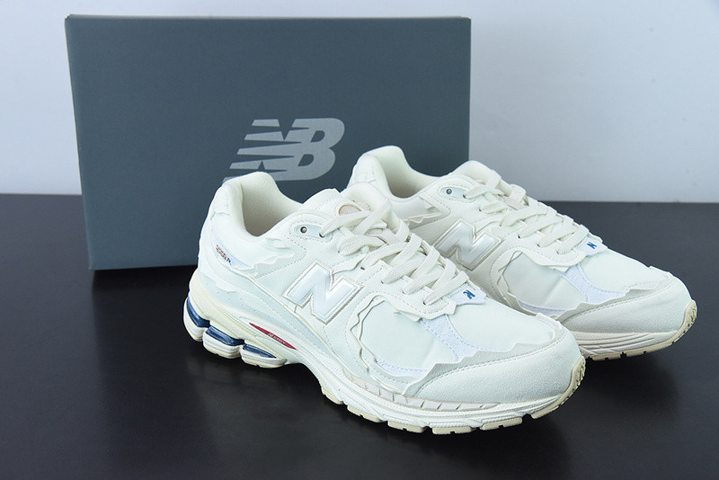 new balance sneaker