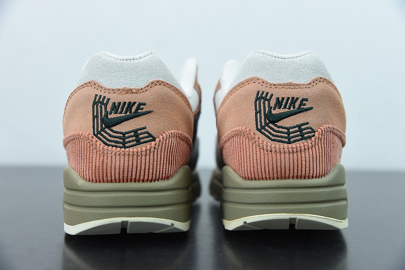 nike air max 1 city pack