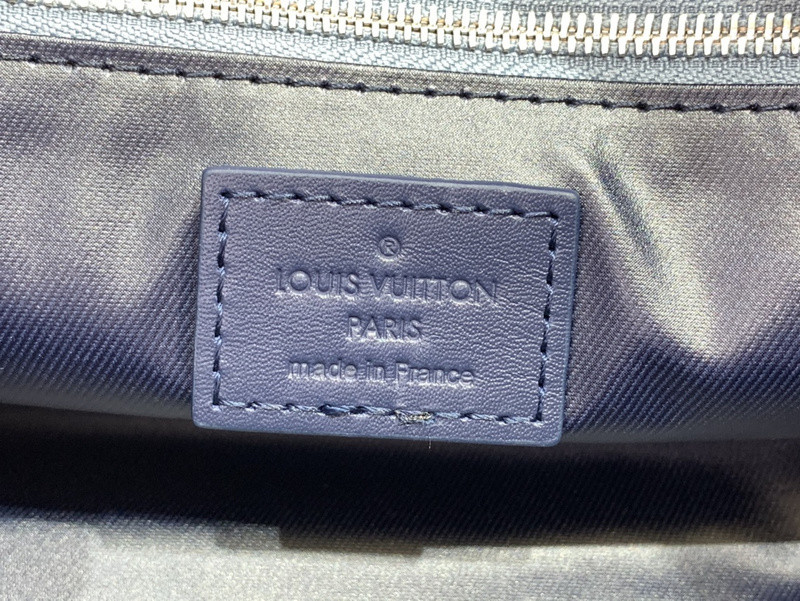 LVT PURSE