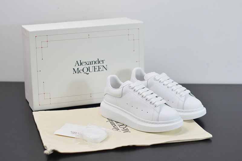 alexer mceen sneakers