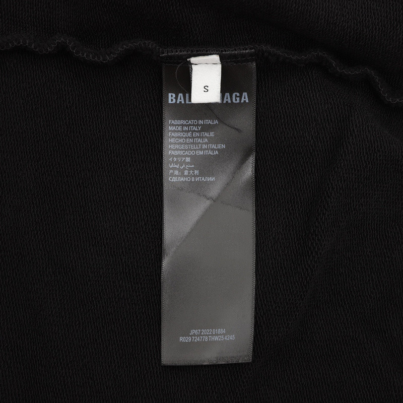 Ba*len*cia*ga clothes