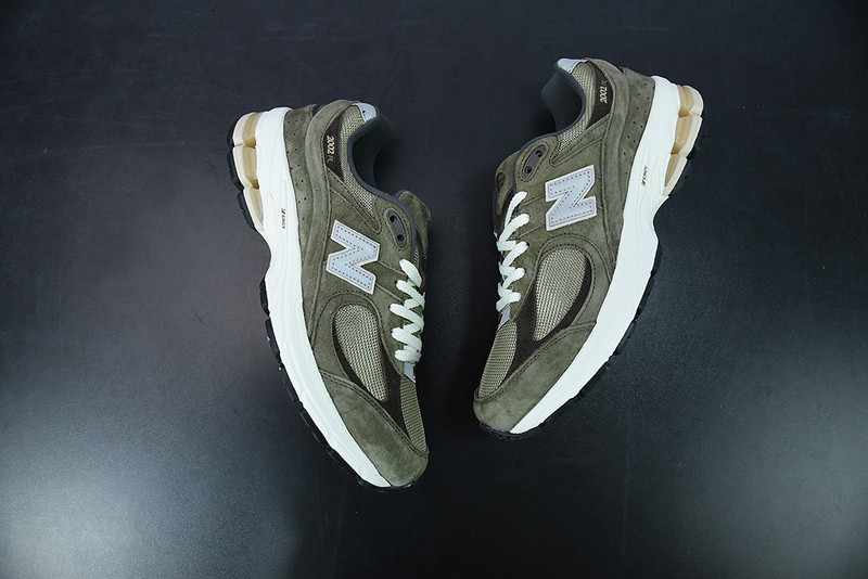 new balance sneaker