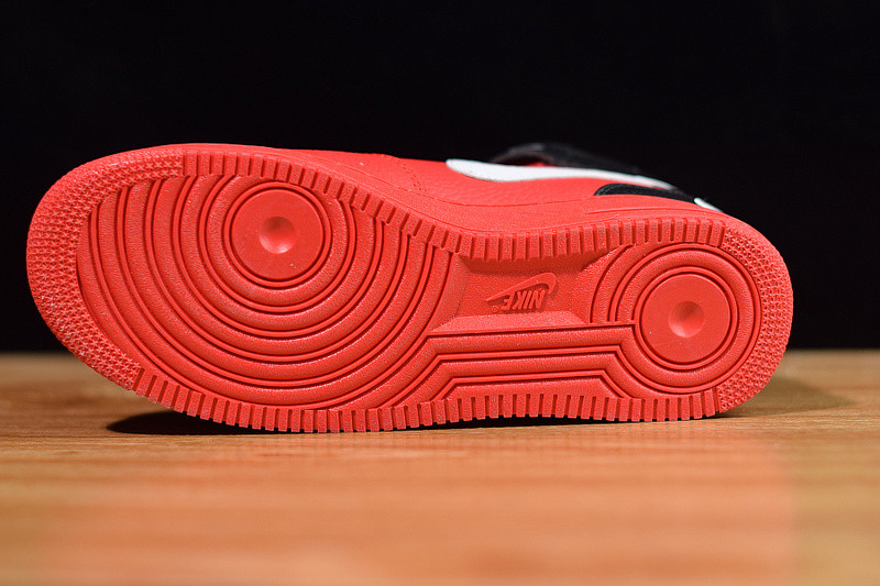 nike air force 1 mid 