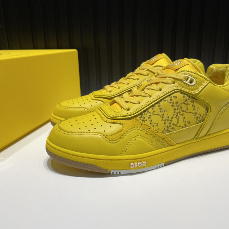 dio* sneaker