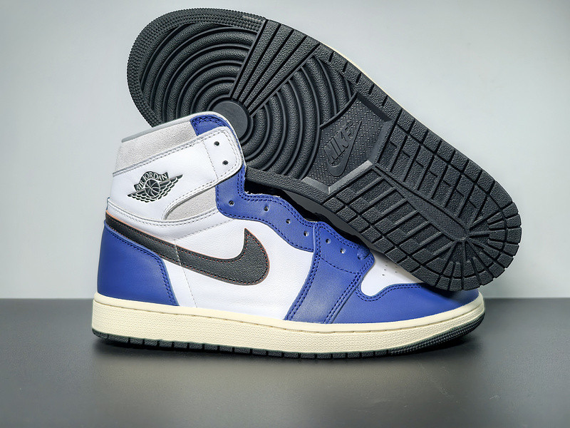 Air Jordan 1 High OG "White/Deep Royal Blue" DZ5485-100