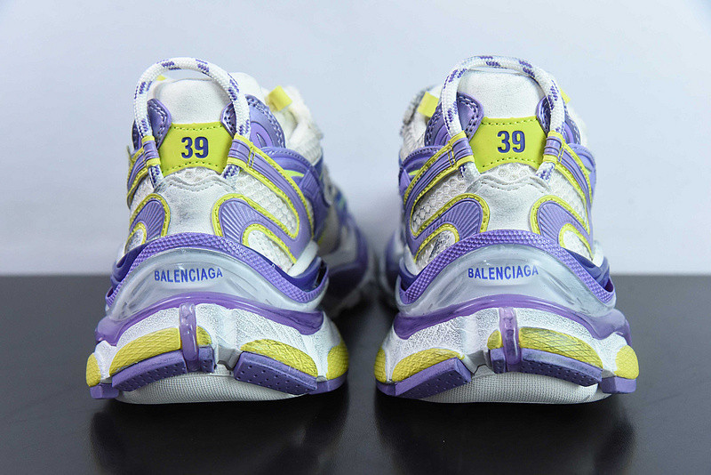 Ba*len*cia*ga runner sneaker