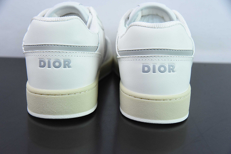 dio* sneaker