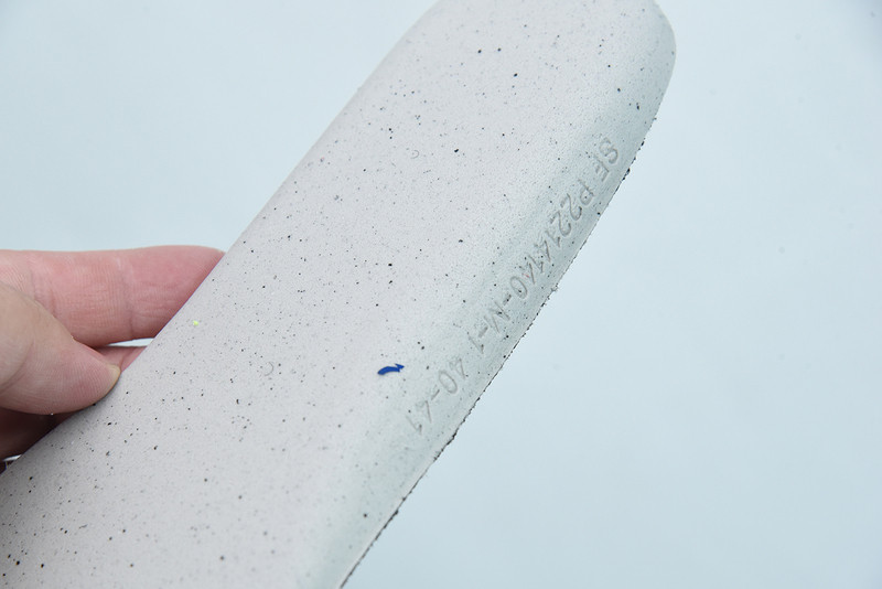 Ba*len*cia*ga runner sneaker