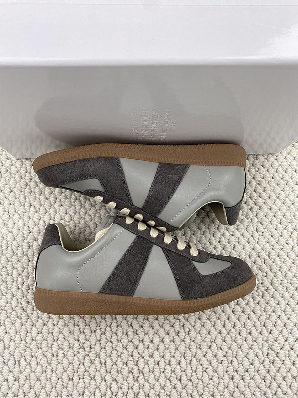 ma*s*n Ma*i*la sneaker