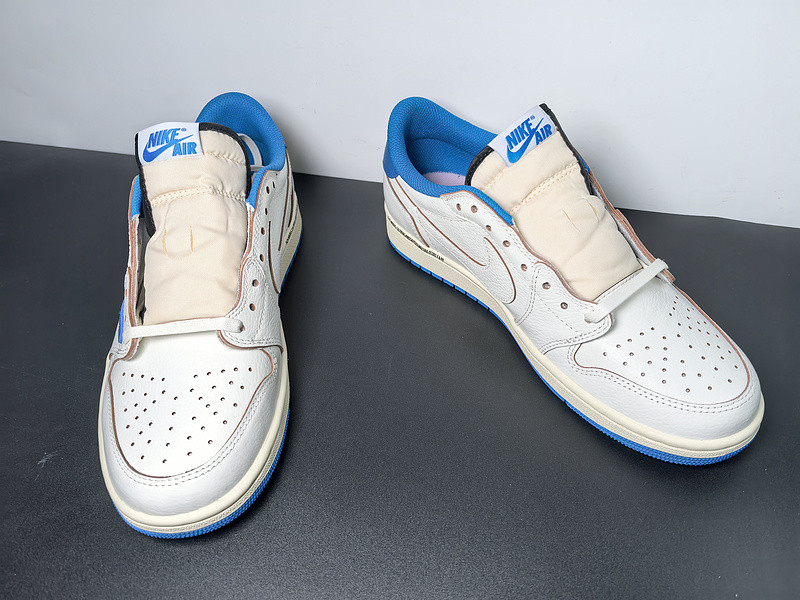 Travis Scott x Fragment x Air Jordan 1 Low OG DM7866-104