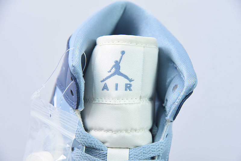 air jordan 1 mid womens blue bq6472-140