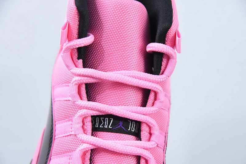 Air Jordan 11 Retro “Pink Black”
