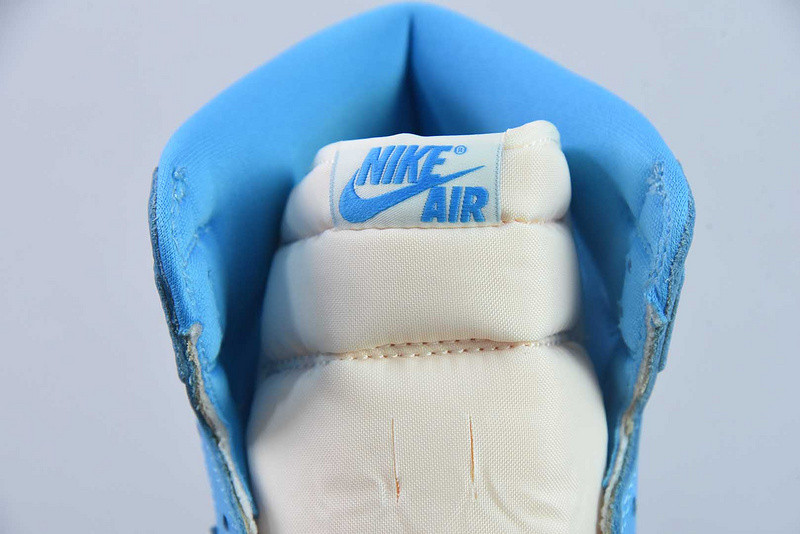 Air Jordan 1 High OG UNC Reimagined DZ5485-402