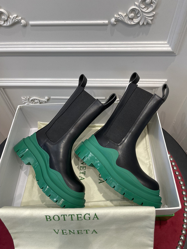 Bo*te*ga ve*ne*ta sneaker