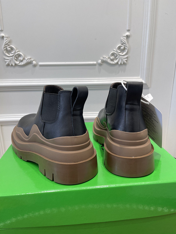 Bo*te*ga ve*ne*ta sneaker