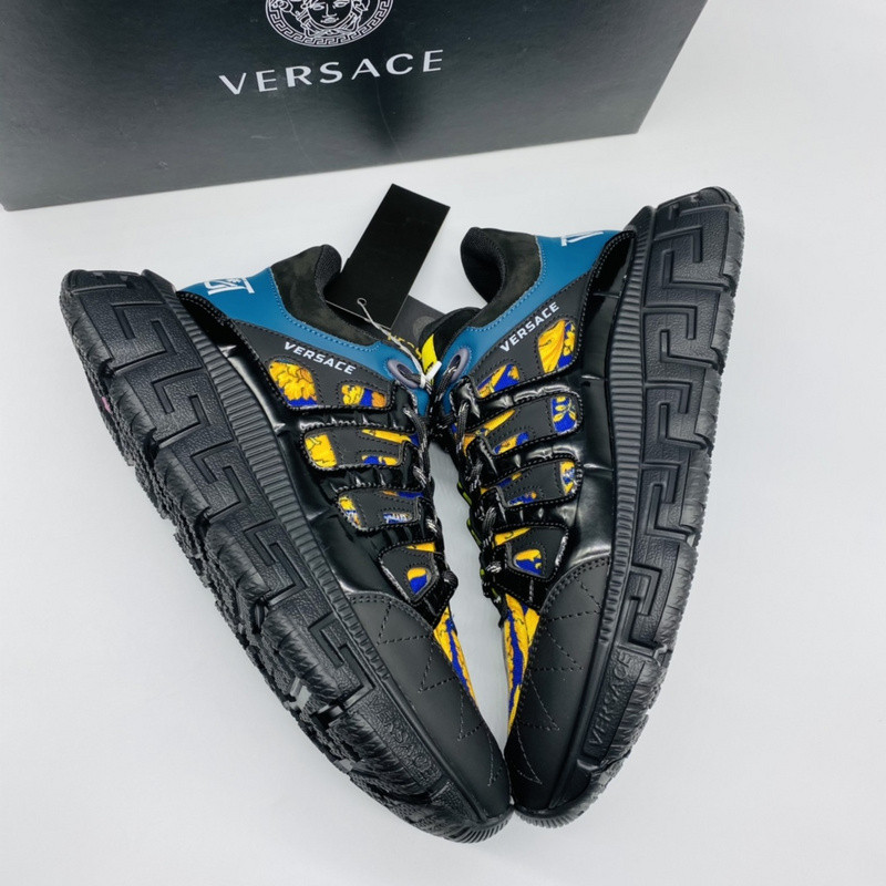 vs chain reaction sneakers