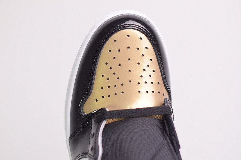 air jordan 1 retro high og nrg "gold toe" 861428-007